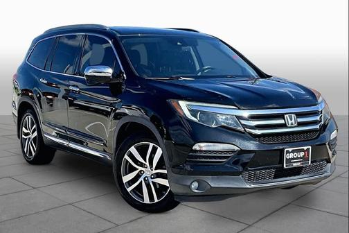 Crystal Black Pearl 2016 Honda Pilot Touring