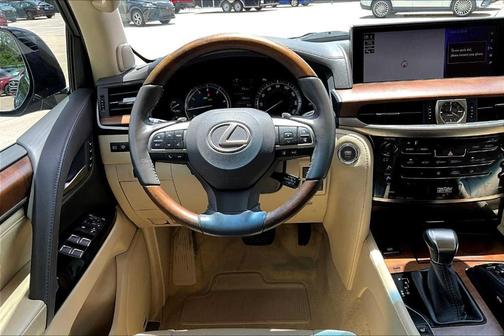 2016 Lexus LX 570 Base