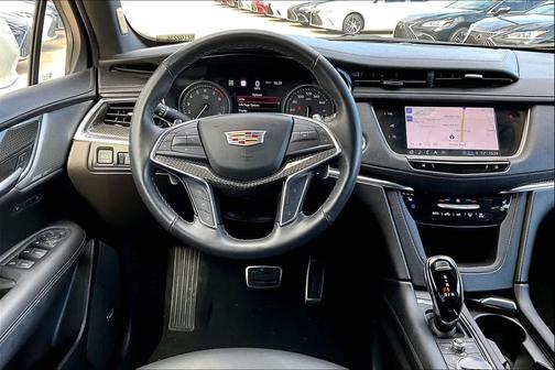 2022 Cadillac XT5 Sport