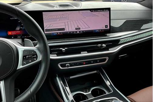 2024 BMW X7 M60i