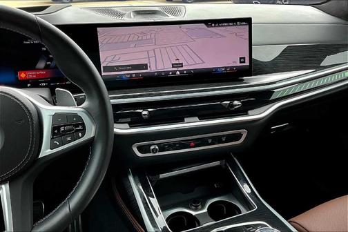 2024 BMW X7 M60i