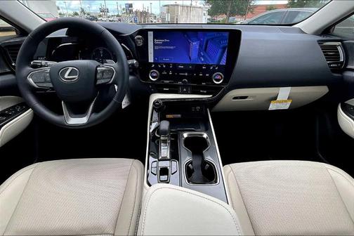 2025 Lexus NX 350h Luxury
