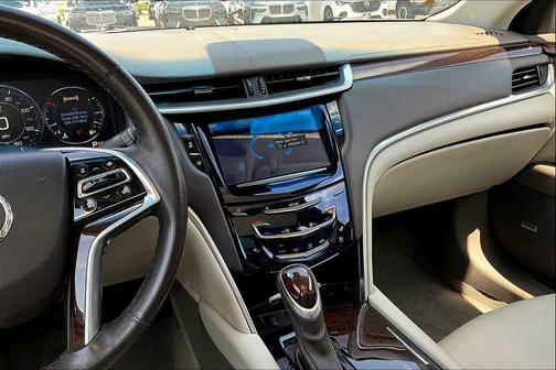 2013 Cadillac XTS Platinum
