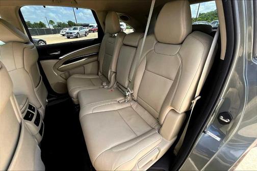 2016 Acura MDX 3.5L w/Advance Package