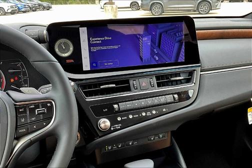 2025 Lexus ES 350 F SPORT Design