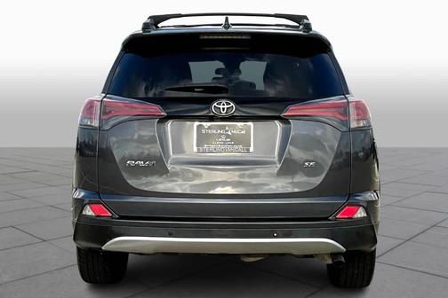 2016 Toyota RAV4 SE