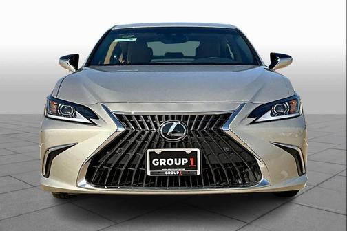 2025 Lexus ES 300h Base