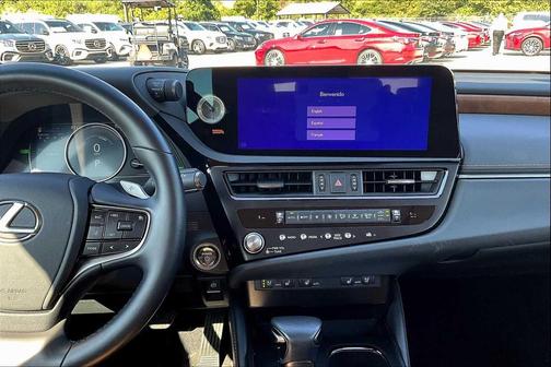 2025 Lexus ES 300h Base