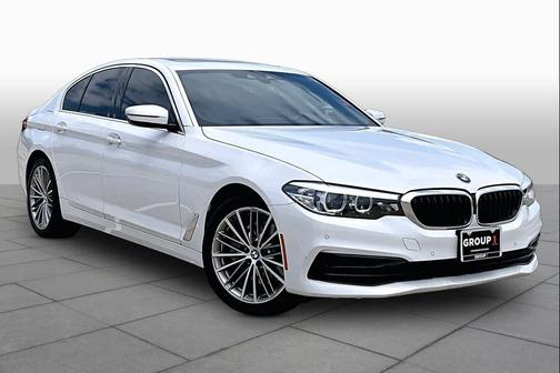 Mineral White Metallic 2020 BMW 530 530i