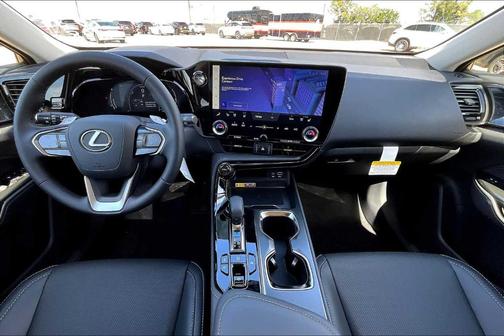 2025 Lexus NX 350h Premium