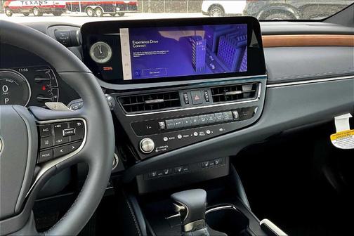 2025 Lexus ES 300h Base