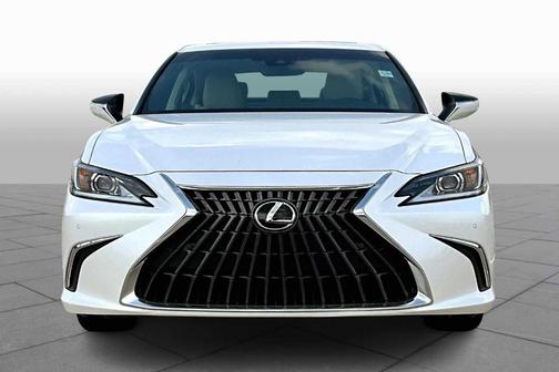 2025 Lexus ES 300h Base