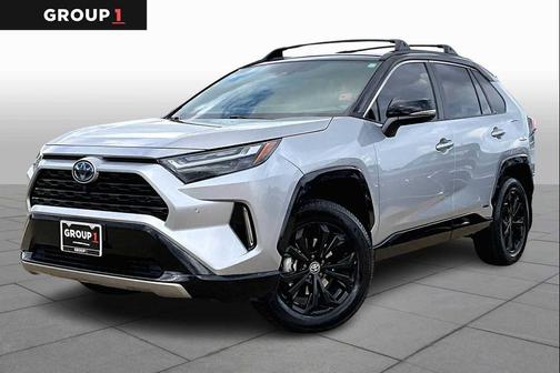 2024 Toyota RAV4 Hybrid SE