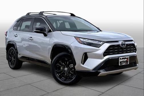 2024 Toyota RAV4 Hybrid SE