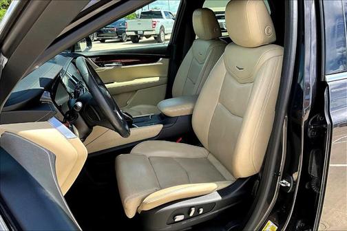 2017 Cadillac XT5 Premium Luxury