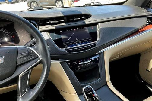 2017 Cadillac XT5 Premium Luxury