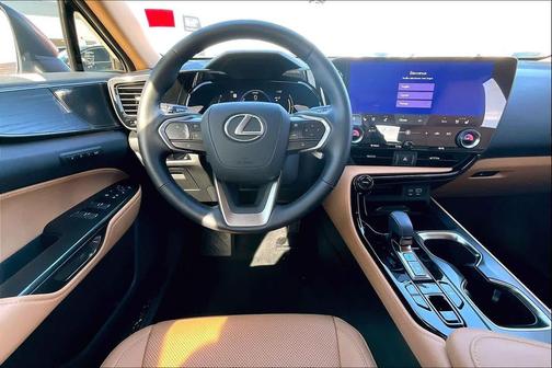 2025 Lexus NX 350h Luxury