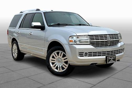 2014 Lincoln Navigator Base