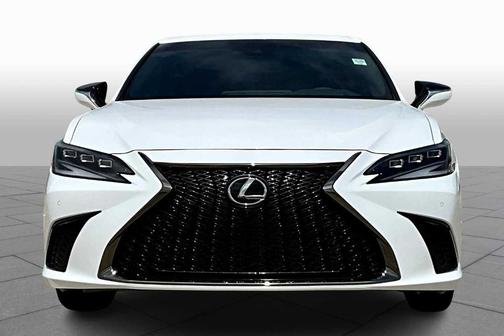 2025 Lexus ES 300h F SPORT Handling