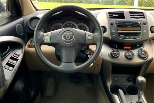 2011 Toyota RAV4 Base