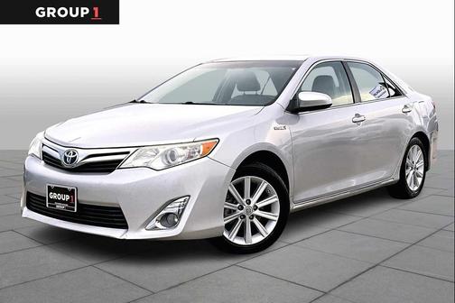 2014 Toyota Camry Hybrid XLE