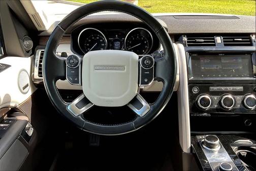 2017 Land Rover Discovery HSE