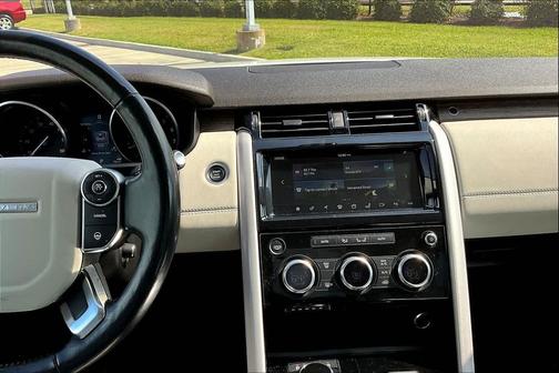 2017 Land Rover Discovery HSE