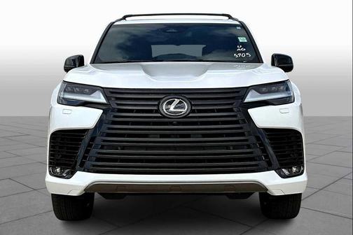 2025 Lexus LX 700h Luxury
