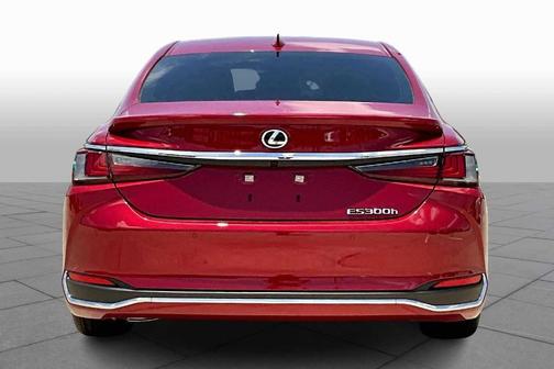 2025 Lexus ES 300h Ultra Luxury