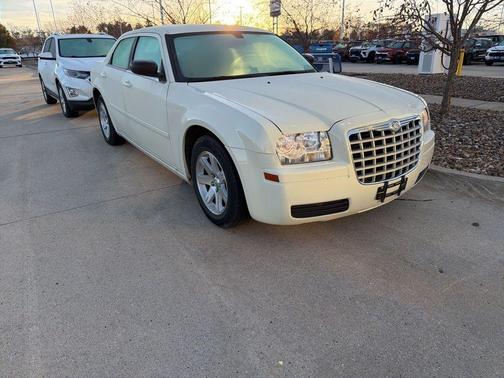 2007 Chrysler 300 Base