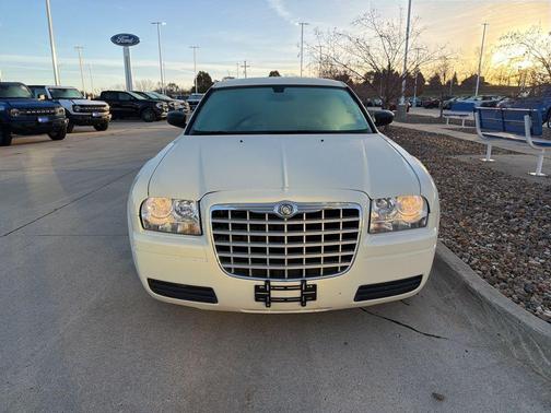 2007 Chrysler 300 Base