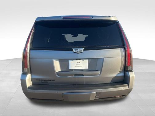 2020 Cadillac Escalade Platinum