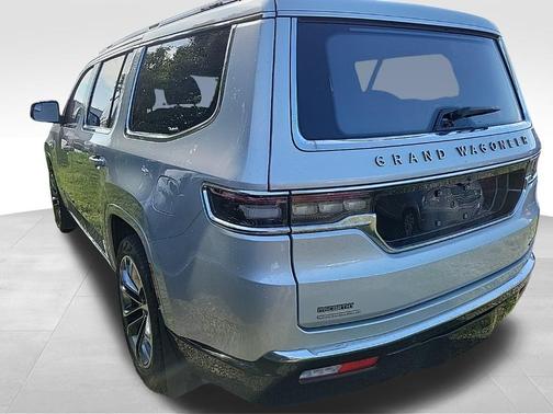 2023 Jeep Grand Wagoneer Series III