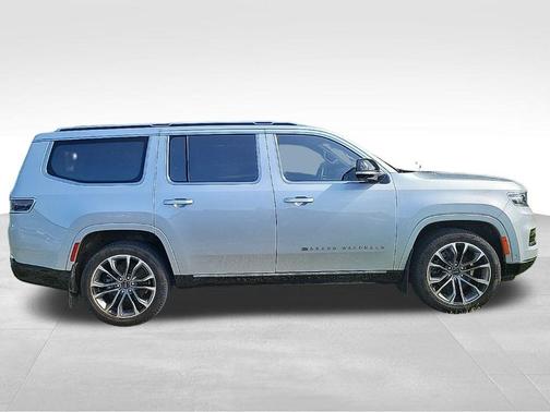 2023 Jeep Grand Wagoneer Series III