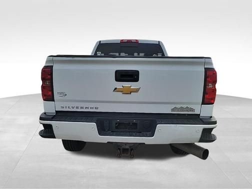 2016 Chevrolet Silverado 2500 High Country