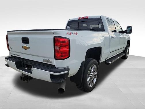 2016 Chevrolet Silverado 2500 High Country