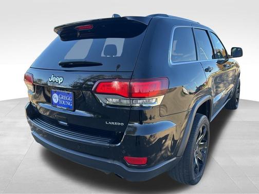 2020 Jeep Grand Cherokee Laredo E