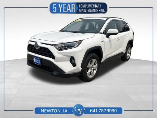 2020 Toyota RAV4 Hybrid XLE
