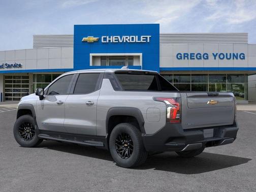 2025 Chevrolet Silverado EV LT
