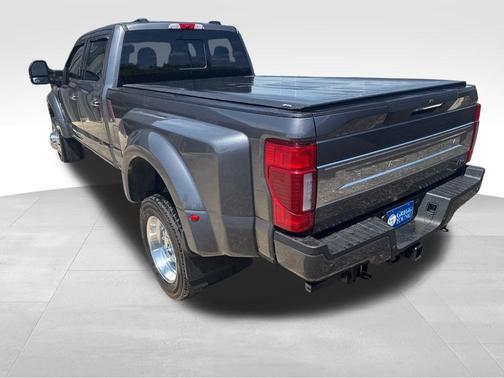 2022 Ford F-450 Platinum