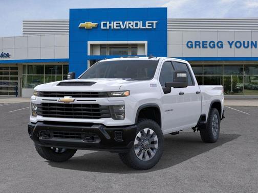 2026 Chevrolet Silverado 2500 Custom