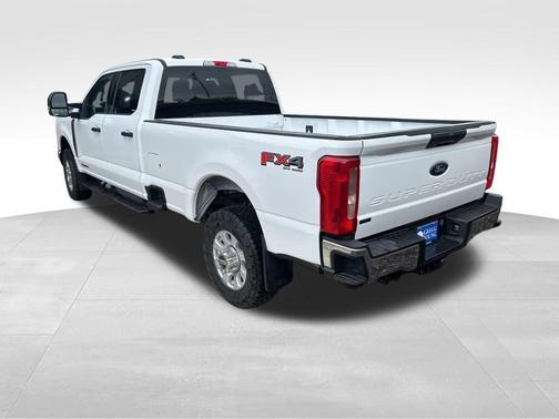 2023 Ford F-350 XLT