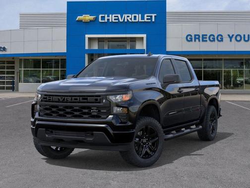 2025 Chevrolet Silverado 1500 Custom