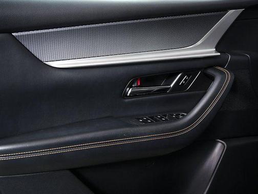 2025 Mazda CX-70 CX-70