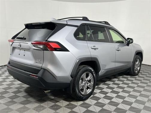 2022 Toyota RAV4 Hybrid LE