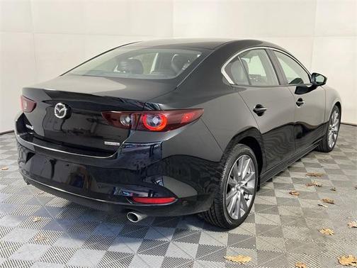 2024 Mazda Mazda3 FWD w/Preferred Package