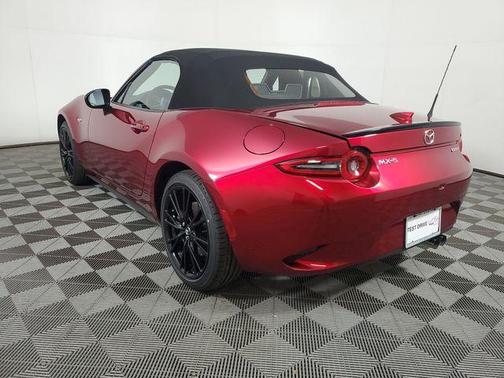 Soul Red Crystal Metallic 2026 Mazda MX-5 Miata Club