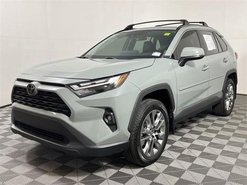 2023 Toyota RAV4 XLE Premium