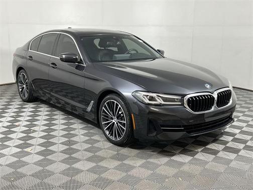 2022 BMW 530 i