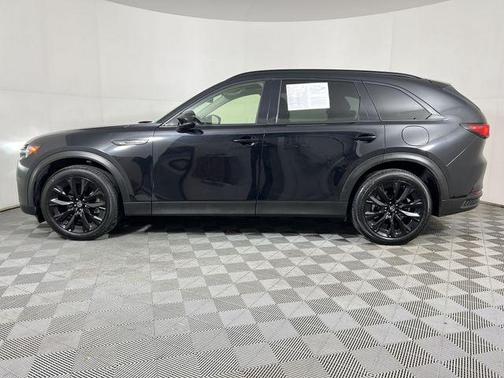 2025 Mazda CX-90 Premium